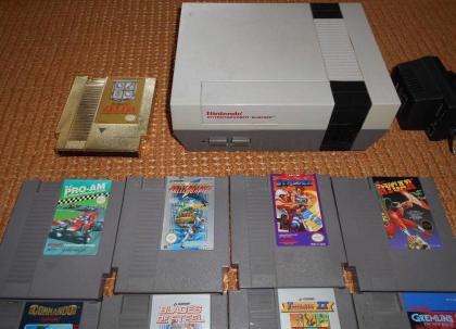 Nintendo NES Konsole + 2 Kontroller + 13 Spiele! (Zelda, Metroid)