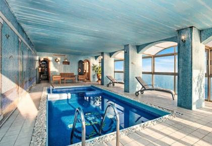 Luxusvilla mit privatem Pool und direktem Meerzugang an der Costa Brava