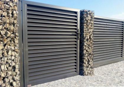 Schiebetor, Freitragend, Schiebetoranlage, Herstellung, Einfahrtstor, Toranlage,