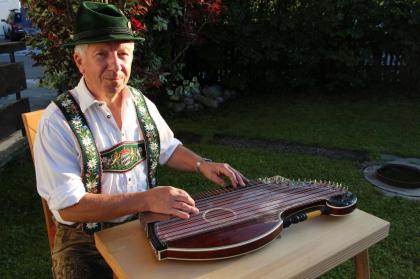 Zither Spielhilfe - Handauflage für Zither leicht zu montieren ohne Beschädigung