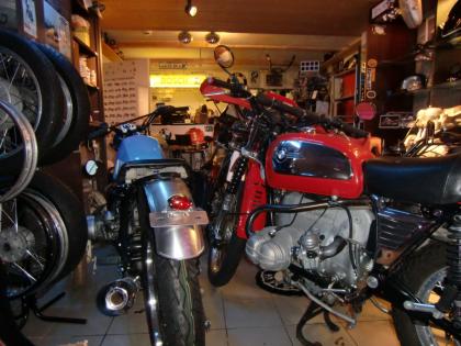 Orig. Hella Tonnen-Rücklicht kpl. für BMW R26 - R69S N.O.S.