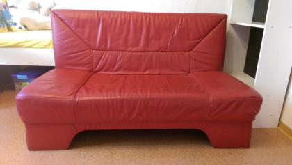 Echt-Leder-Sofa, rot, ausziehbar zum Schlaf-Sofa Länge: 195cm Sitz-Breite 148cm
