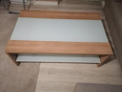 Wohnzimmer Tisch mit Glasplatte in Eiche weiß