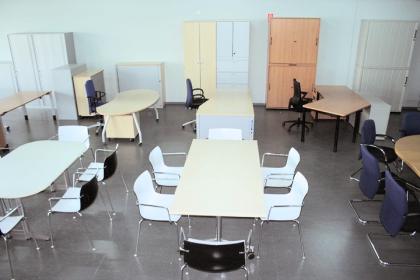 Büromöbel Rhein-Main bei Frankfurt - Ausstellung mit ca. 6000 qm Abhollager