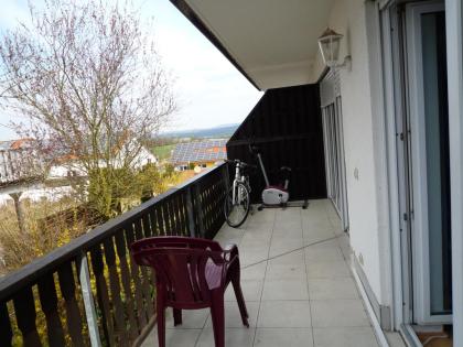 Unglaublich! 3 ZKB-Wohnung mit neuer Einbauküche, Balkon, Gartennutzung in Dieme