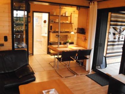 Ostsee-Ferienhaus Wikinger mit Sauna im Garten und Kamin