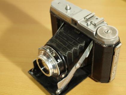 Dacora I Klapp-Sucherkamera 6x6 cm Ennar 1:3, 5/ 75 mm VINTAGE Sammelobjekt