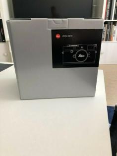 Leica M10 Body in Schwarz von 2021. Neu und unbenutzt