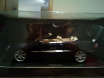 Ich verkaufe Mercedes Modelle 1:18