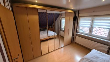 Schlafzimmerschrank