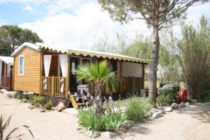 Camping-Urlaub im Umland von St Tropez Mobilheim-Chalets auf Ferienpark Kon Tiki