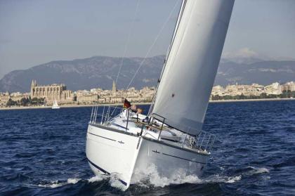 Yachtcharter  segeln im Mittelmeer und weltweit. 