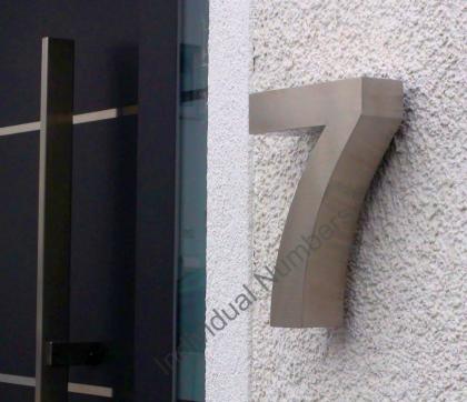 3D Hausnummer in Edelstahl 190mm Hoch und 40mm Tief - Nr. 7