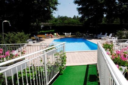 Villa Mala, Porec, Übernachtung mit Frühstücksbüffet,Pension mit Pool in Kroatie