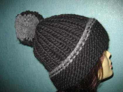 Handgestrickte Artikel