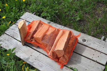 Kammergetrocknetes Brennholz unter 20%