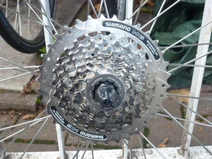 (86) NEU Fahrradfelge 28 Zoll 8 Ritzel Felgenband Schlauch Mantel Schnellverschl