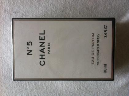 Prada Candy,YSL Opium, Chanel Nr.5