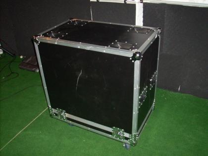 2 - Nexo PS 15 Topteile/Floormonitore im Haubencase 