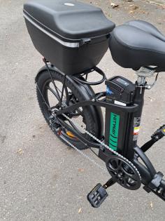 E- Klappfahrrad ungefahren