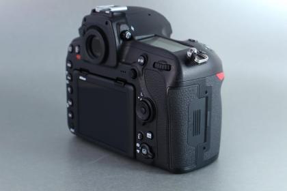 Nikon D850 in Originalverpackung