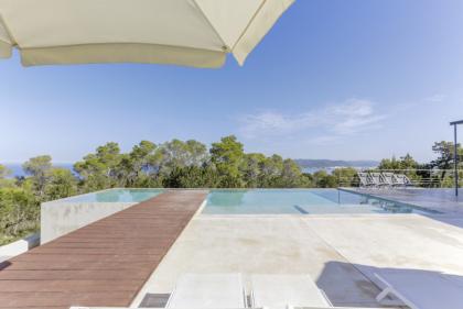 We create your Ibiza! Buchen Sie mit uns Ihre ganz private Insel Unterkunft! 