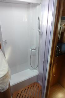 Wohnmobil mieten - LMC 733 - Teilintegriertes Sondermodel - Einzelbetten - Hubbe