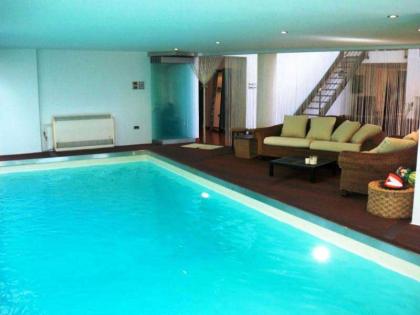  Finest villa in the south of Athens