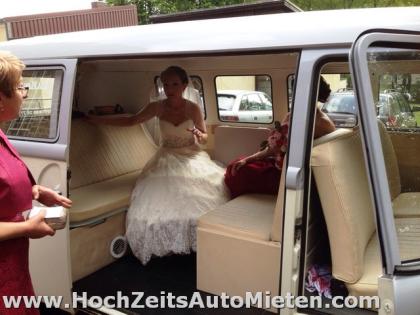 Oldtimer Bulli Volkswagen T1 oder Bus T2 Mieten für Hochzeitsfahrt