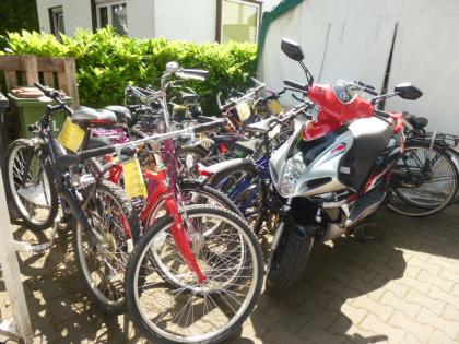 (49) 24 Gang Gabel gefedert ALU-RAHMEN Nabendynamo 28 Zoll