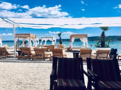 Villa Dalmatia mit Pool,Grill,Whierpool, 8 Personen.