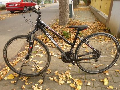 (225) 24 Gang CUBE 28 Zoll Rh 45 Gabel gefedert sehr leicht