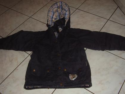 Winterjacke mit Kapuze