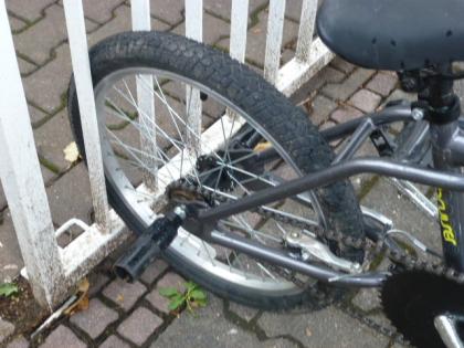(37) BMX 20 Zoll BOOMER Rahmen Cr - Mo Rh 26 wie neu