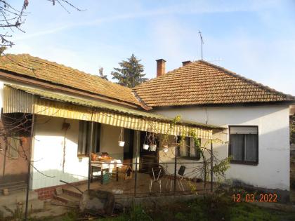 In Ungarn am Tompa 70 m2 Einfamilienhaus mit 7690 m2 Grundstück ist zu verkaufen