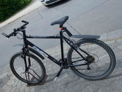 (1) 27 Gang 26 Zoll MAGURA-BREMSEN Rh 56 Gabel gefedert S-CRASH