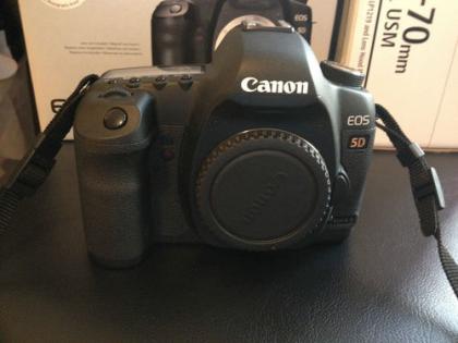 Canon EOS 5D Mark II - 24-70mm