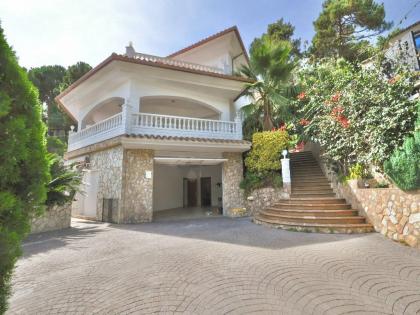 TOP Spanien Ferienhaus Costa Brava 18 Personen privater Pool Meerblick mieten
