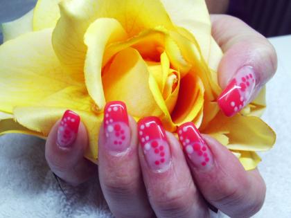 Nagelstudio, KIKI DEE ART NAIL'S, das professionelle Studio für SIE