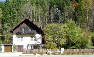 Nettes Einfamilienhaus im Grünen