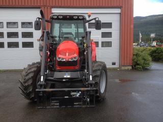 Massey Ferguson 5440 Dyna 4