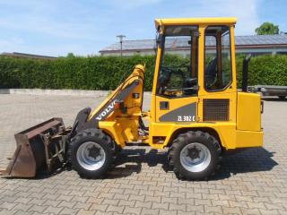 Volvo ZL 302 Radlader
