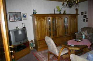 Wohnzimmerschrank