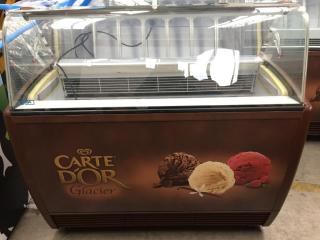 ISA Jamaica 7 Eisvitrine Eistresen Eistheke Eiscafe Eis Speiseeis Gastronomie
