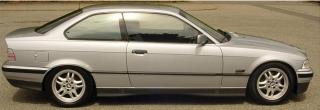 BMW 320i Coupe silber-metallic