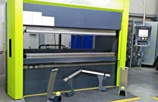 Abkantpresse SAFAN e-brake 65-2550 TS1 High Speed Biegemaschine CNC Press