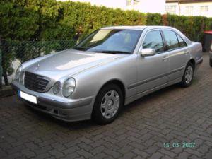 Mercedes-Benz E220 CDI Classic Limousine