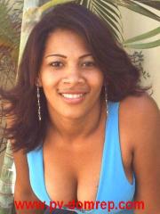 Sonja,20, latina