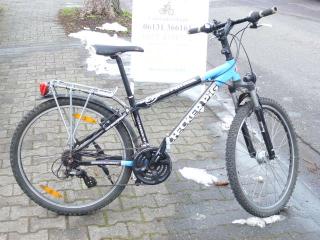 (117) 21 Gang sehr leicht 26 Zoll Rh 39 sehr leicht Gabel gefedert NABENDYNAMO 
