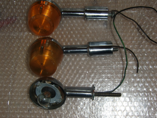 Konvolut Blinker (siehe Foto), passend für Suzuki T500,250, 350, T500 ,GT, GT250